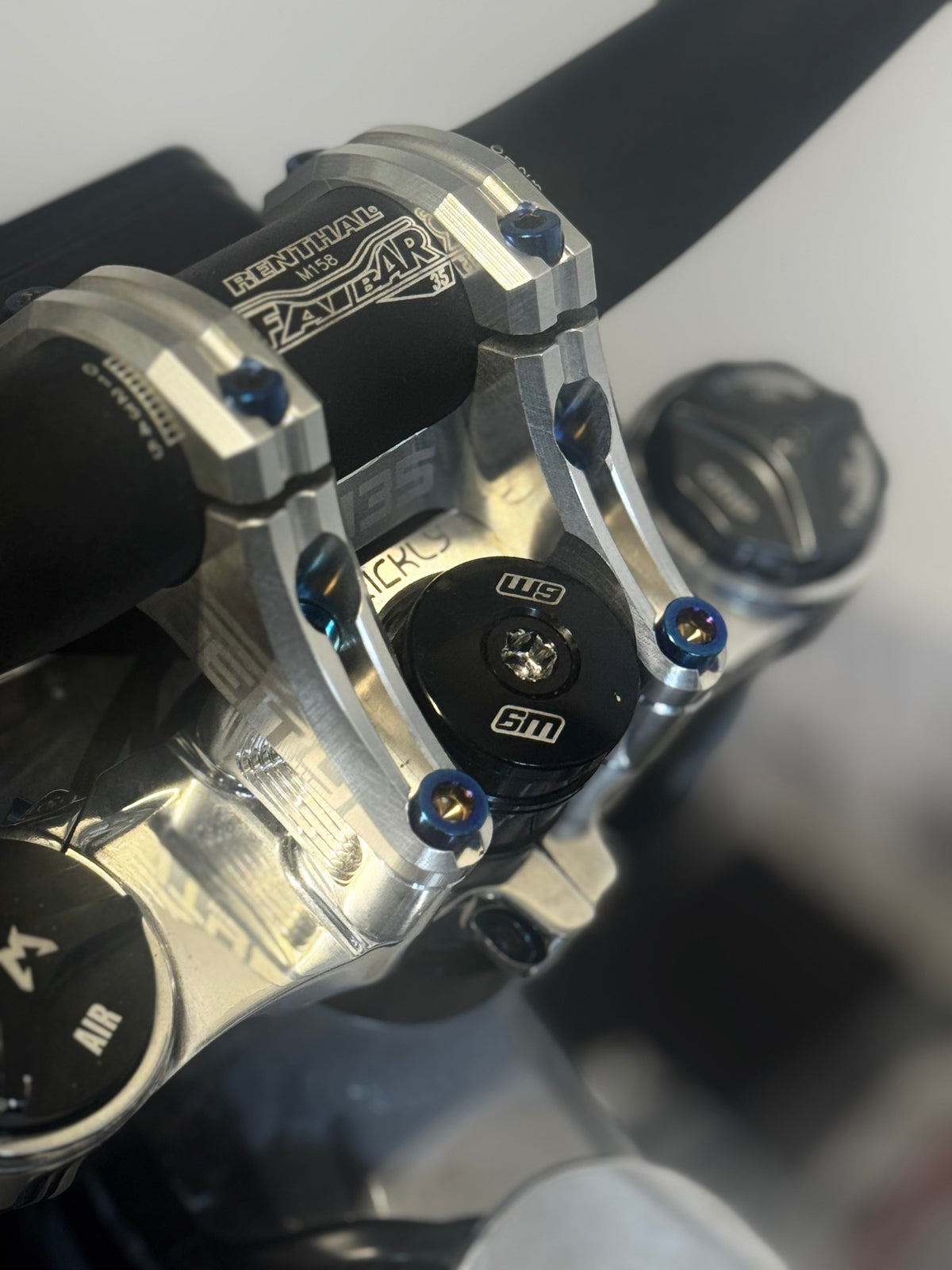 Titanium Riser Titanium Direct Mount Riser Bolts – RegenRides